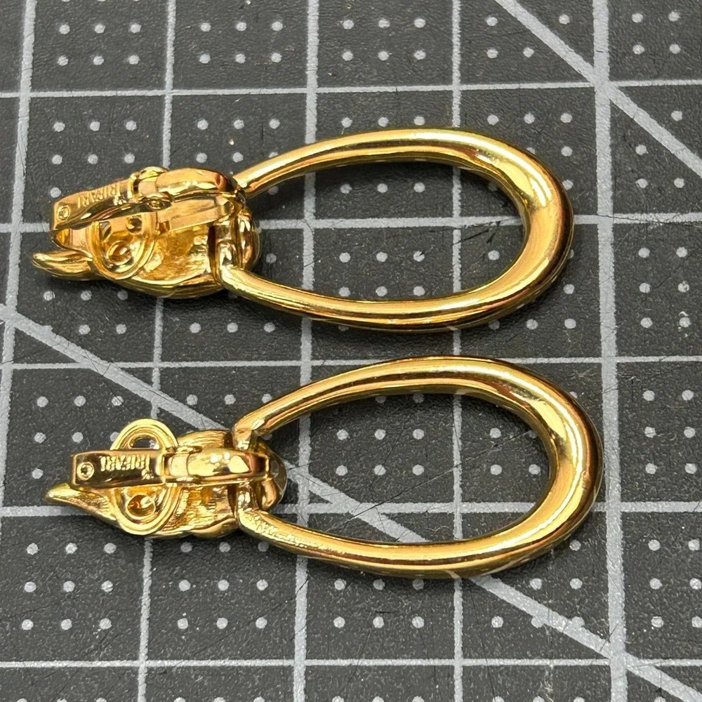 Trifari Vintage Gold Tone‎ Clip On Hoop Earrings Leaf Detail Never Worn